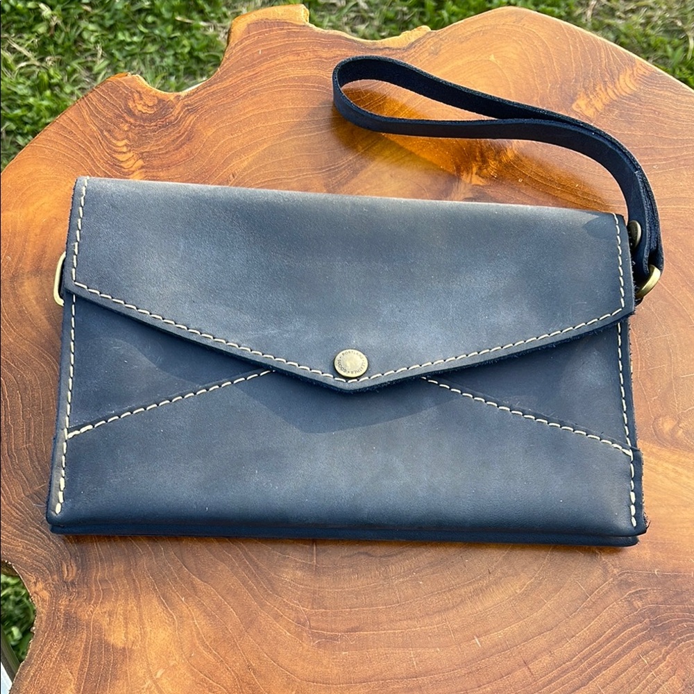 Portland leather bag/wristlet